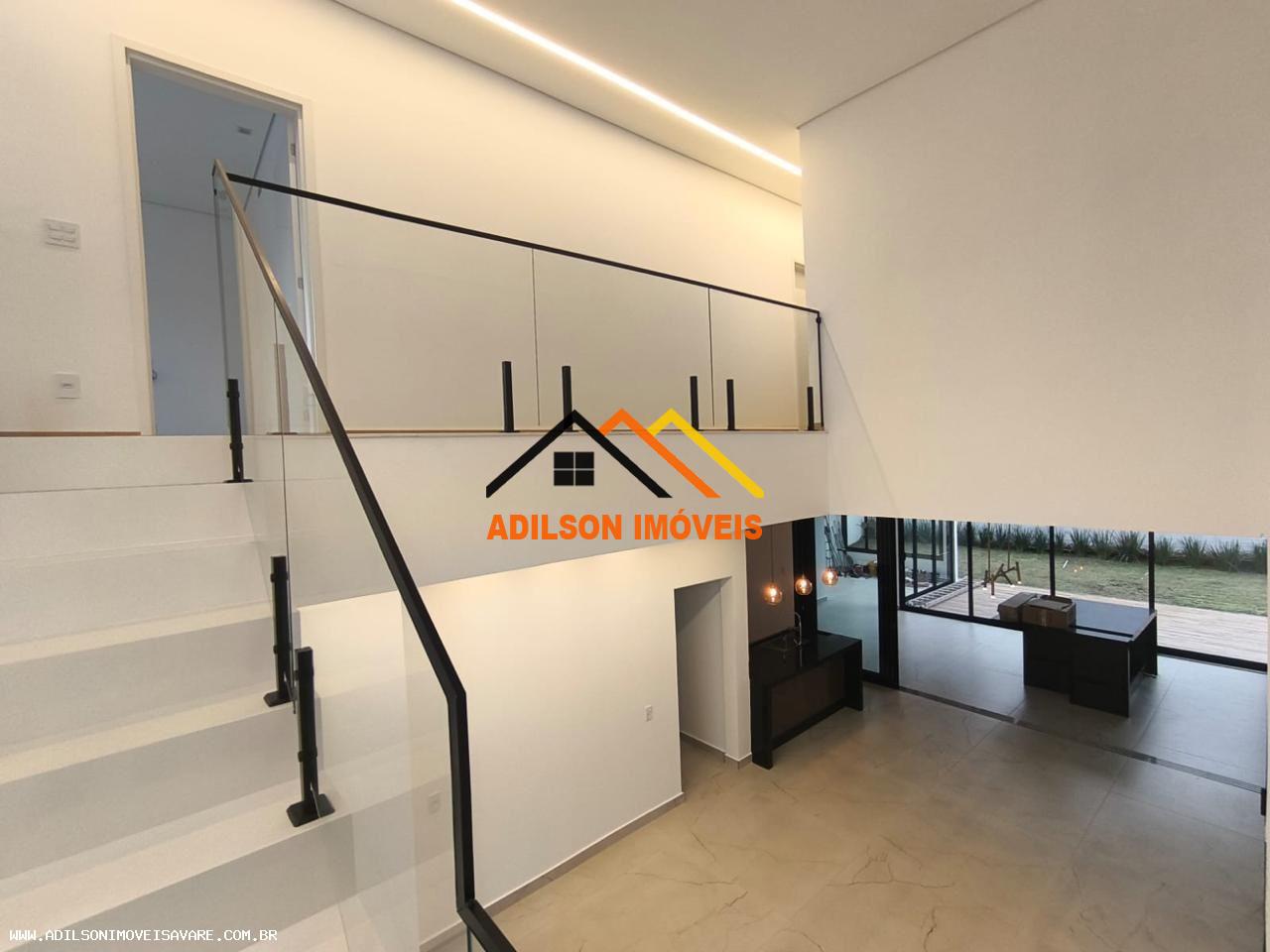 Casa à venda com 4 quartos, 286m² - Foto 12