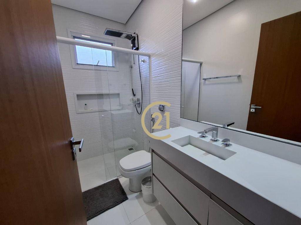 Casa de Condomínio para alugar com 3 quartos, 188m² - Foto 46