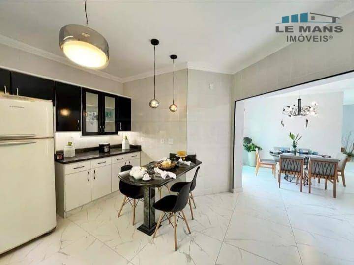 Casa à venda e aluguel com 5 quartos, 358m² - Foto 14