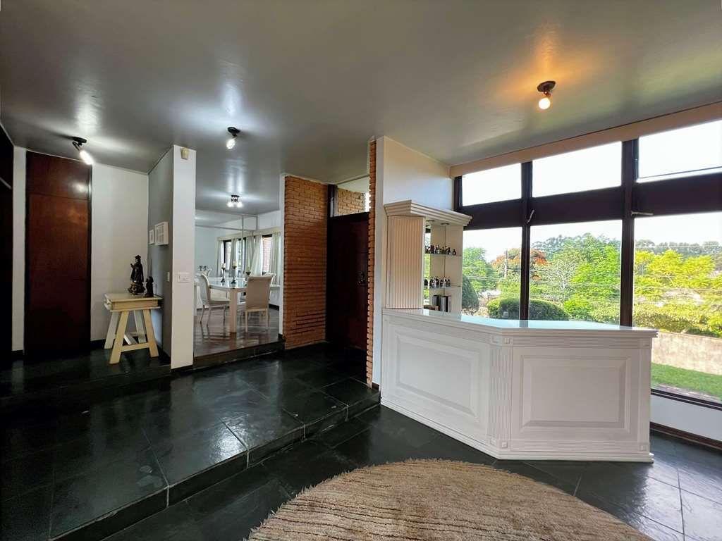 Casa à venda com 4 quartos, 640m² - Foto 5