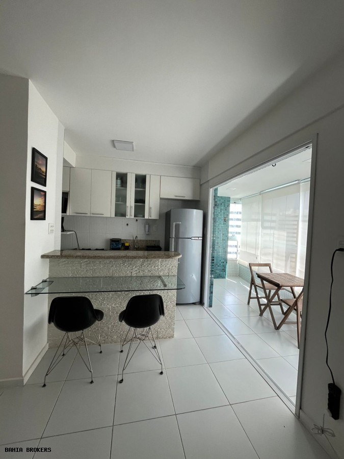 Apartamento para alugar com 1 quarto, 45m² - Foto 5