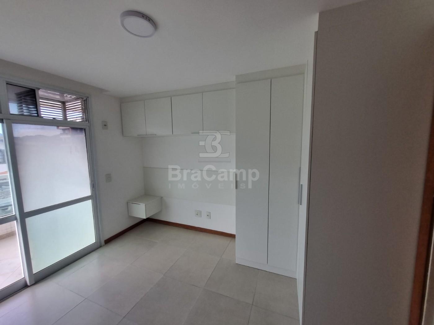 Apartamento para alugar com 3 quartos, 105m² - Foto 8