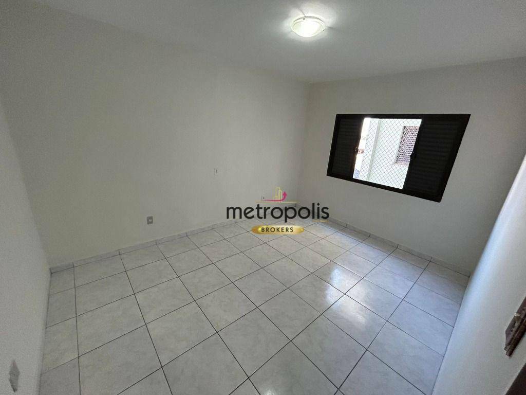 Apartamento para alugar com 2 quartos, 75m² - Foto 11
