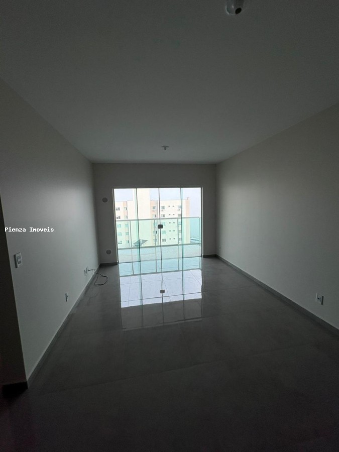 Apartamento à venda com 2 quartos, 85m² - Foto 13
