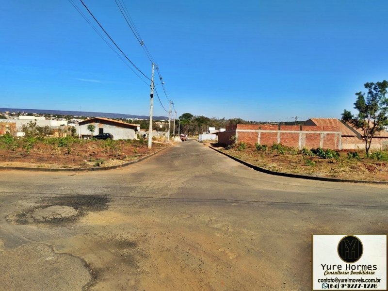 Terreno à venda, 360m² - Foto 1
