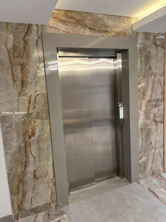 Apartamento à venda com 2 quartos, 85m² - Foto 4