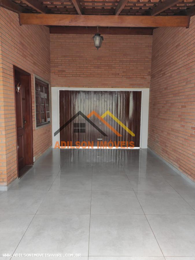 Casa à venda com 3 quartos, 244m² - Foto 20