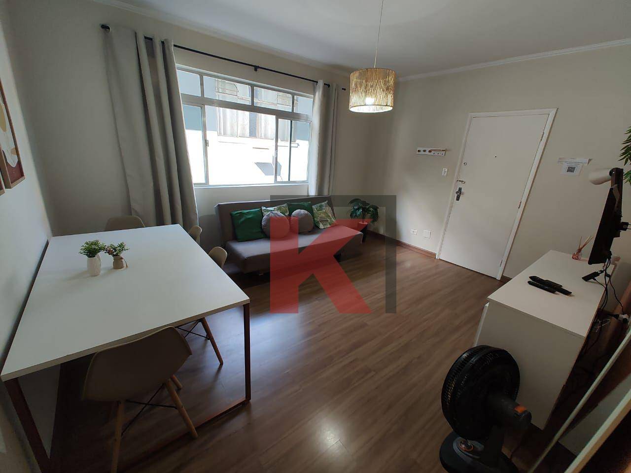 Apartamento à venda com 2 quartos, 75m² - Foto 2