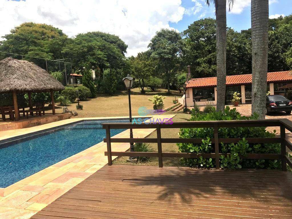 Chácara à venda e aluguel com 5 quartos, 526m² - Foto 2