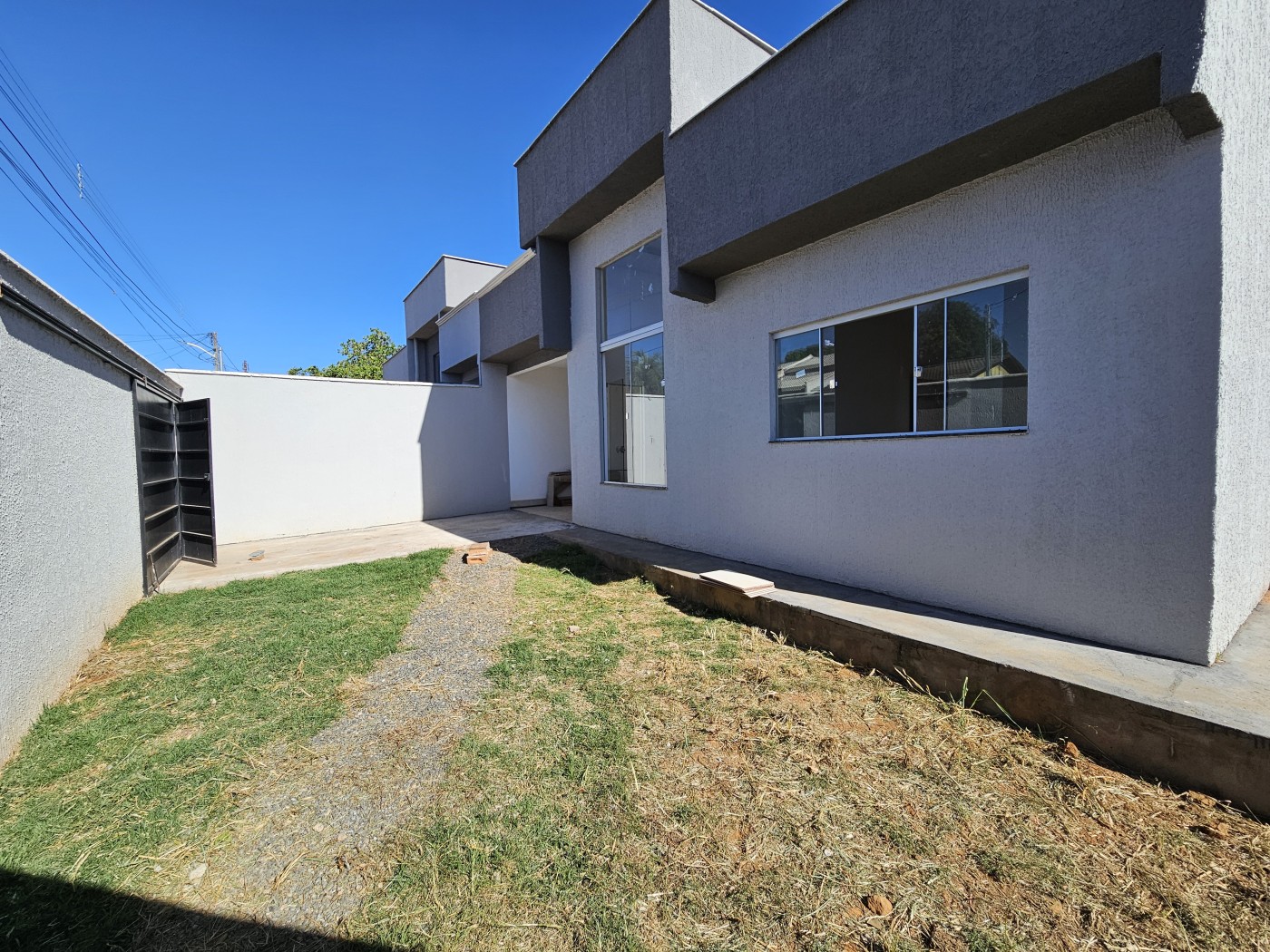 Casa à venda com 3 quartos, 233m² - Foto 11