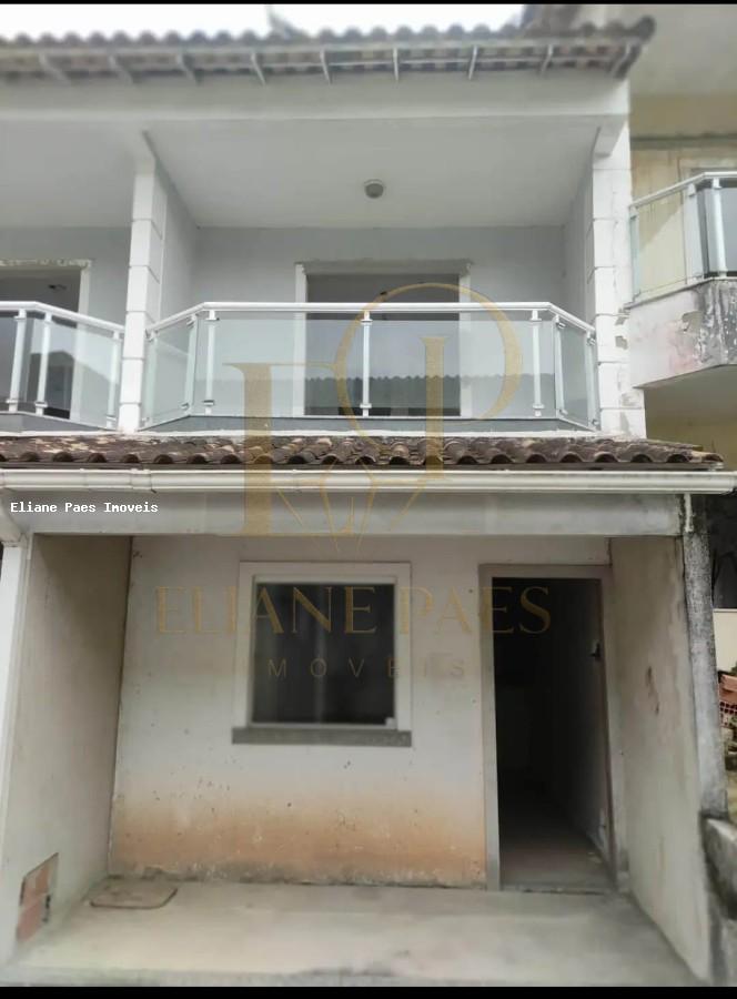 Casa à venda com 8 quartos, 500m² - Foto 1