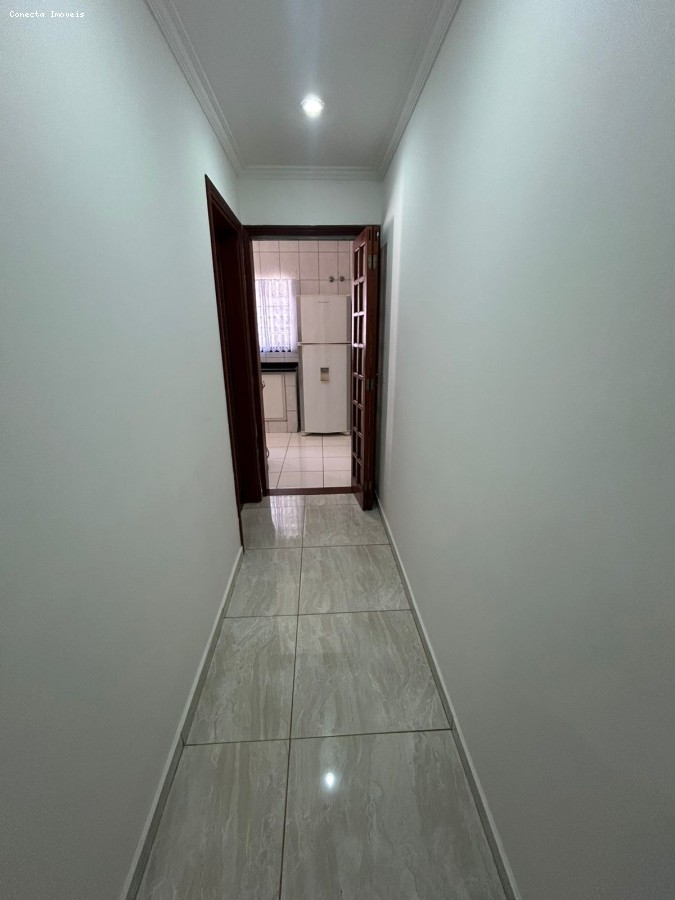 Casa à venda com 2 quartos, 122m² - Foto 17