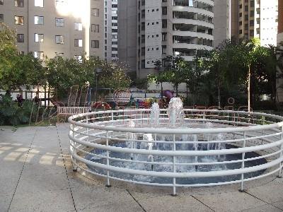 Apartamento para alugar com 3 quartos, 110m² - Foto 18
