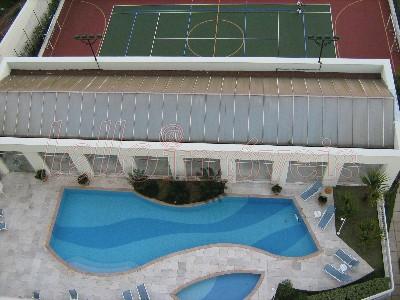 Apartamento para alugar com 4 quartos, 250m² - Foto 28