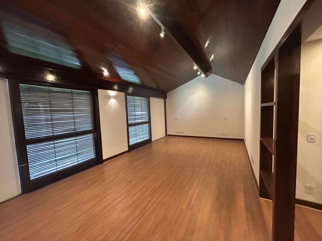Casa para alugar com 7 quartos, 756m² - Foto 14