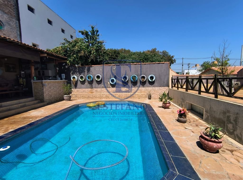 Casa à venda com 2 quartos, 360m² - Foto 39