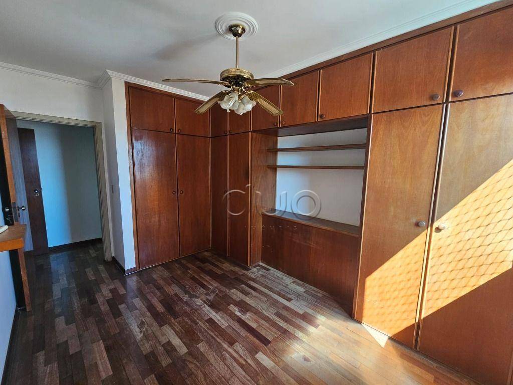 Apartamento para alugar com 3 quartos, 119m² - Foto 14