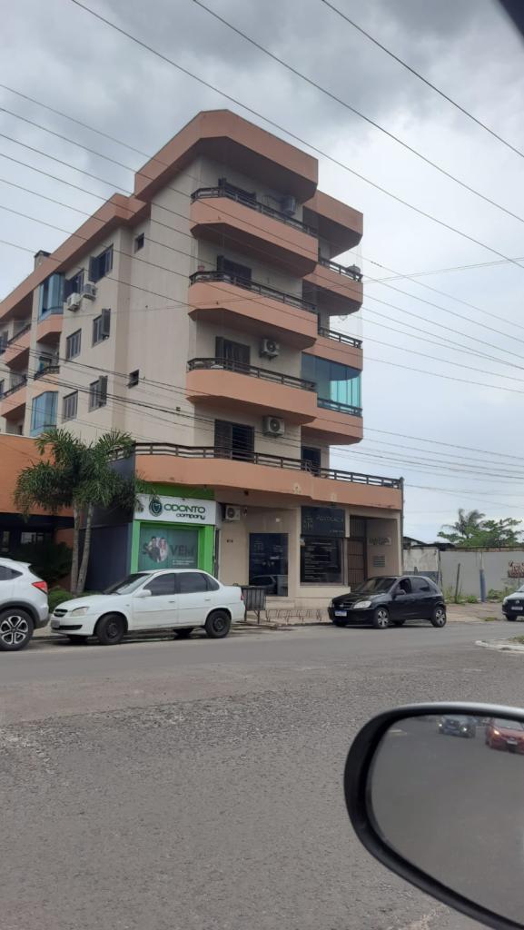 Apartamento à venda com 2 quartos, 70m² - Foto 1