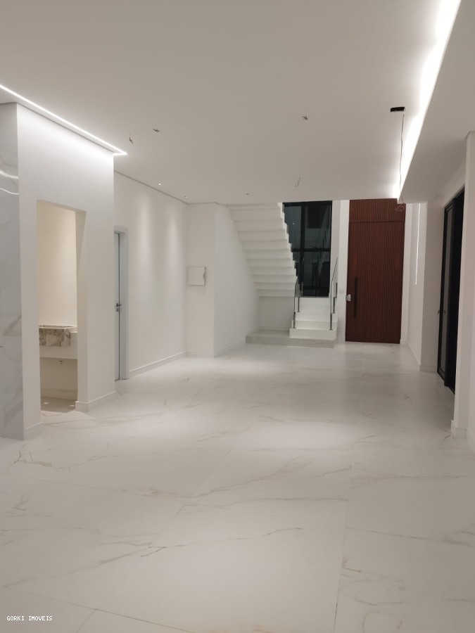 Casa à venda com 4 quartos, 275m² - Foto 11