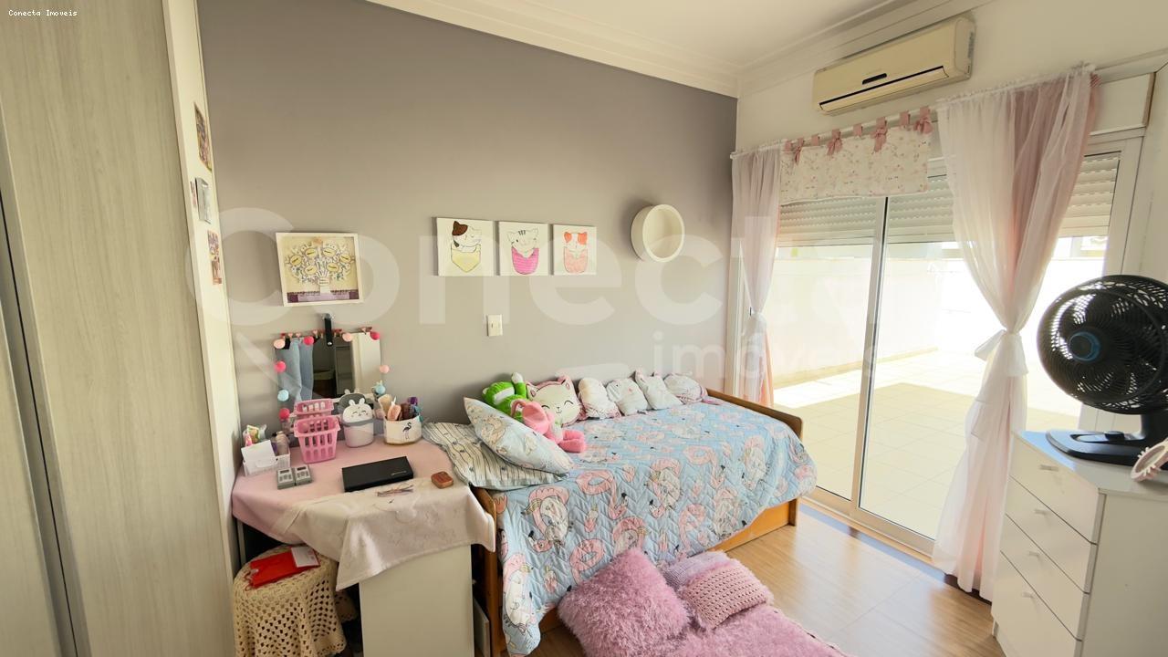 Casa de Condomínio à venda com 3 quartos, 228m² - Foto 37