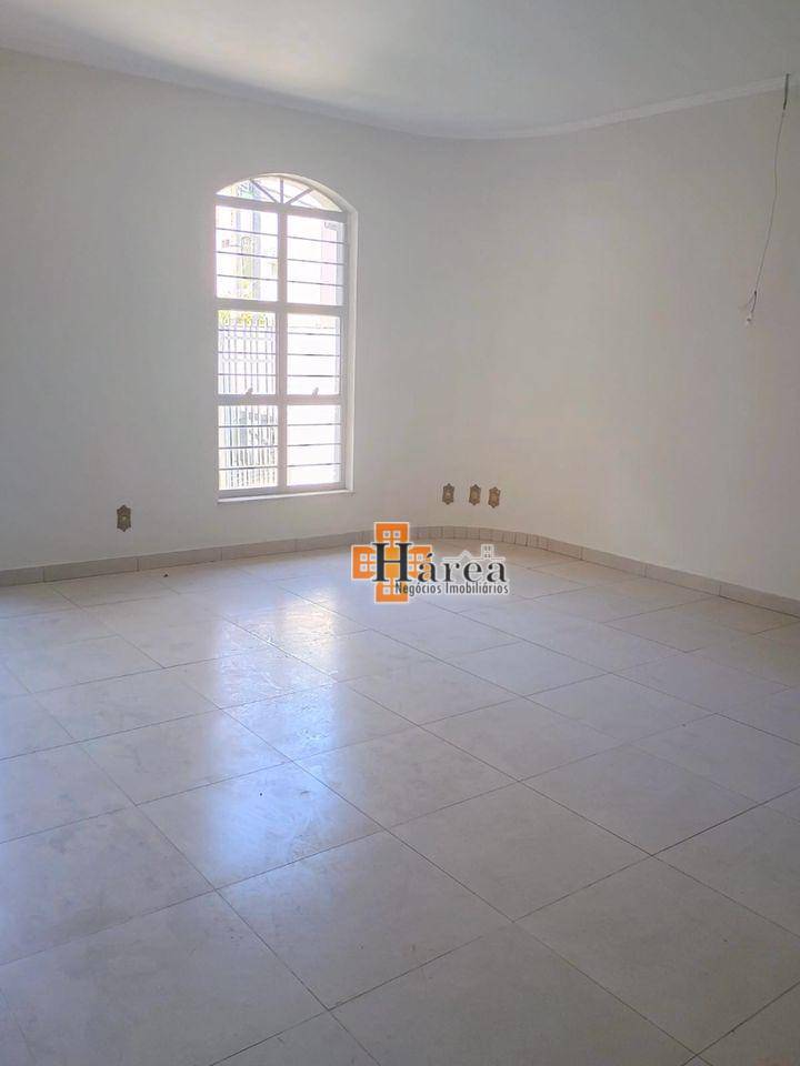 Casa para alugar com 3 quartos, 325m² - Foto 10