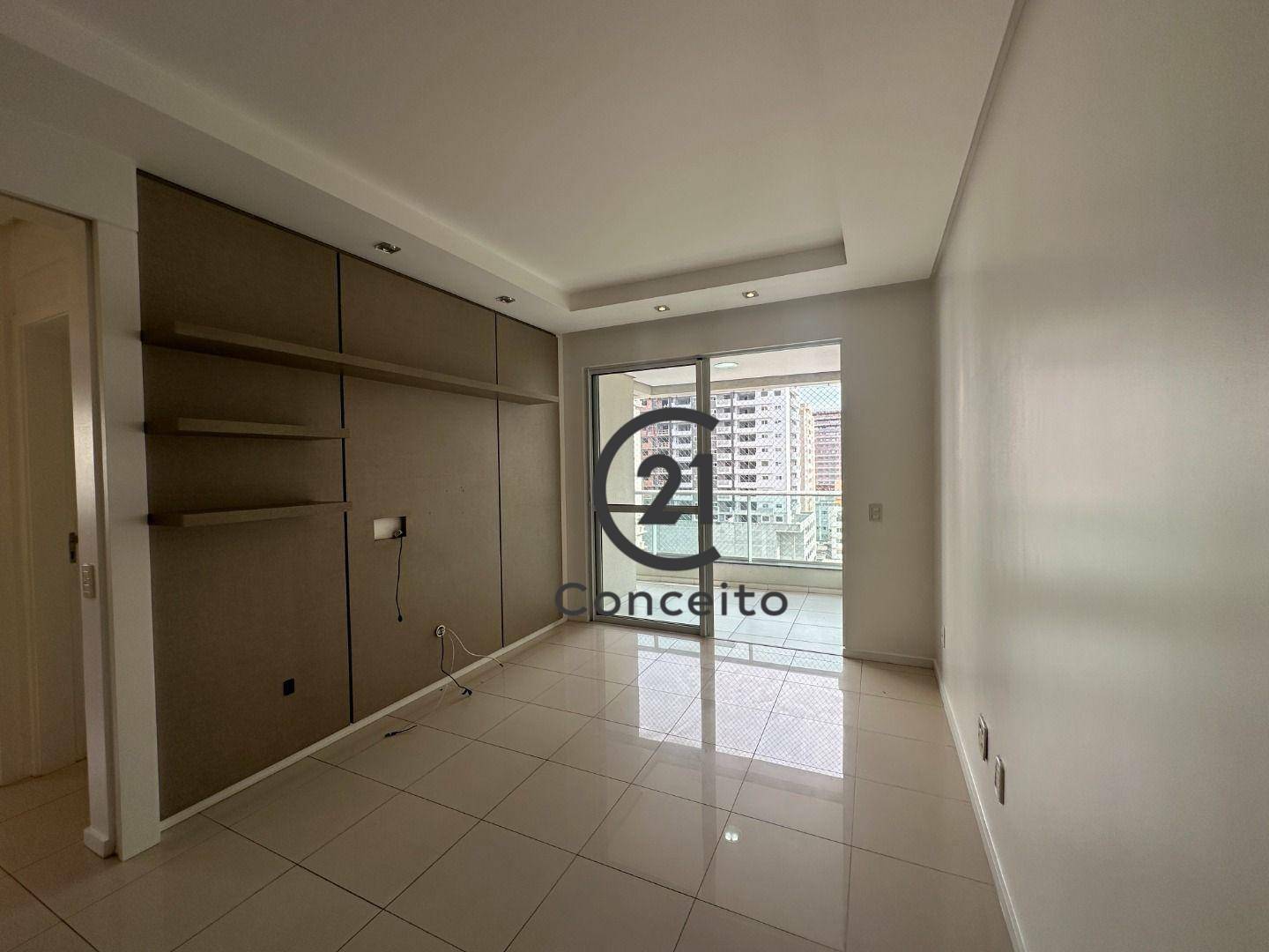 Apartamento para alugar com 3 quartos, 108m² - Foto 4