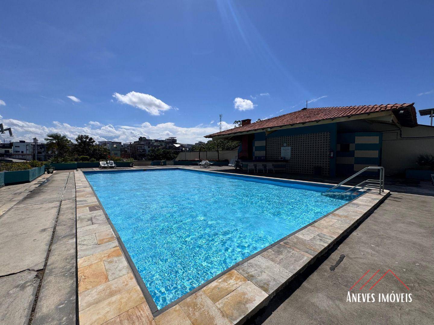 Apartamento à venda com 3 quartos, 106m² - Foto 4