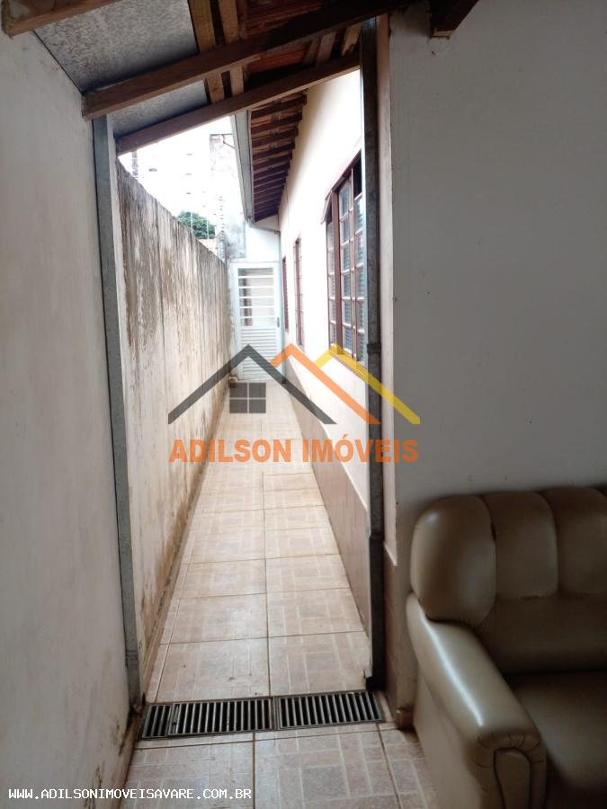 Casa à venda com 2 quartos, 138m² - Foto 13