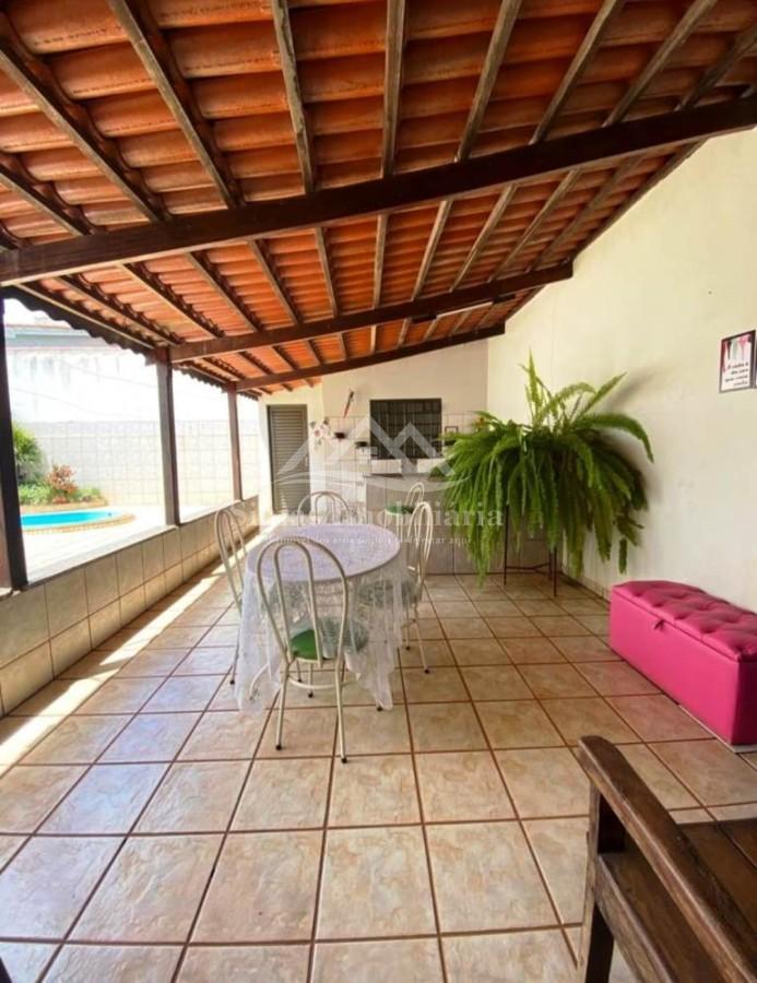 Casa à venda com 3 quartos, 275m² - Foto 8