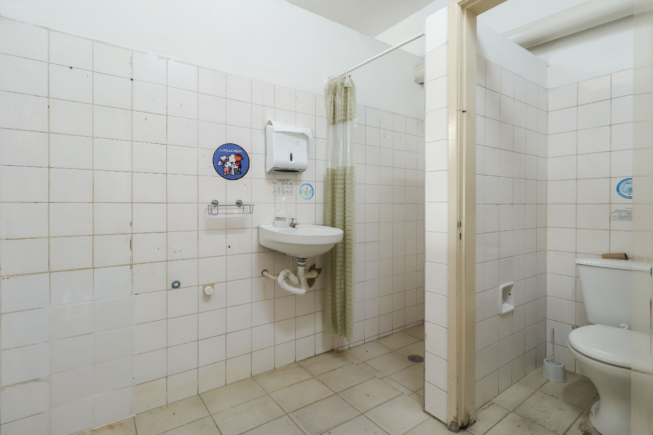 Casa à venda com 11 quartos, 250m² - Foto 13