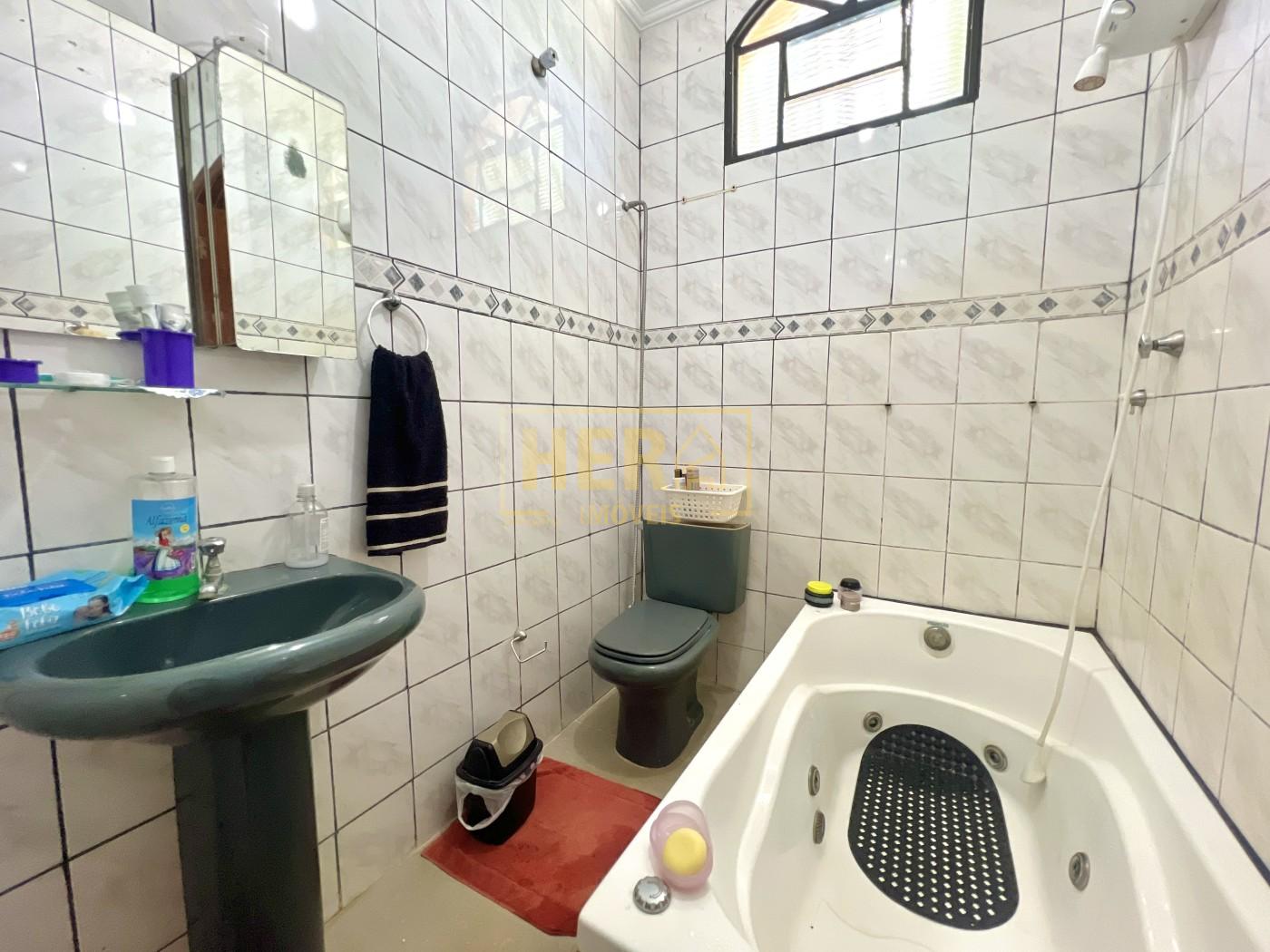 Chácara à venda com 3 quartos, 300m² - Foto 8