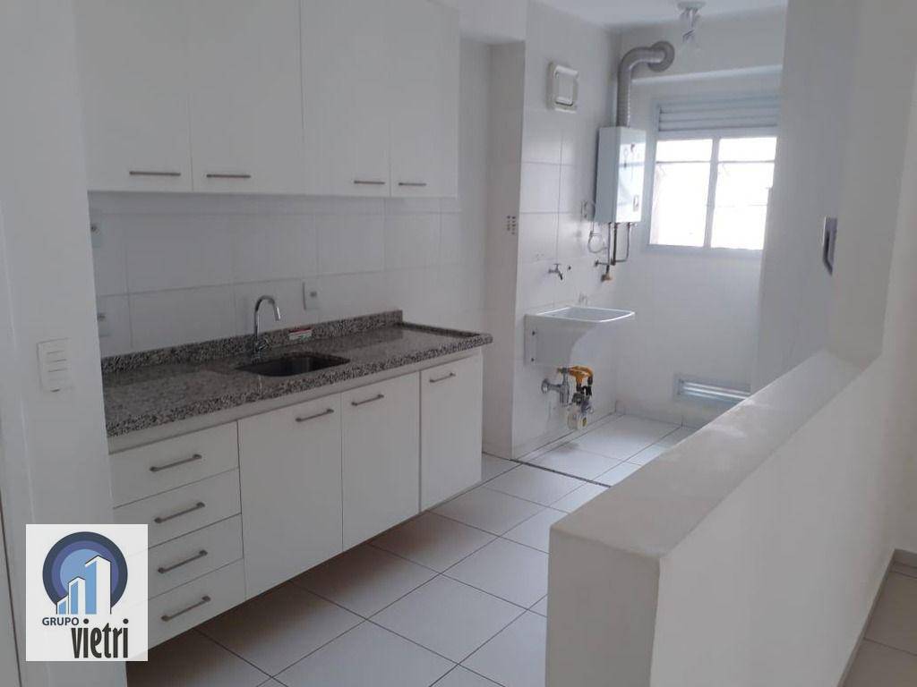 Apartamento para alugar com 3 quartos, 70m² - Foto 16