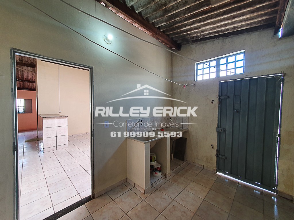 Casa à venda com 3 quartos, 90m² - Foto 18