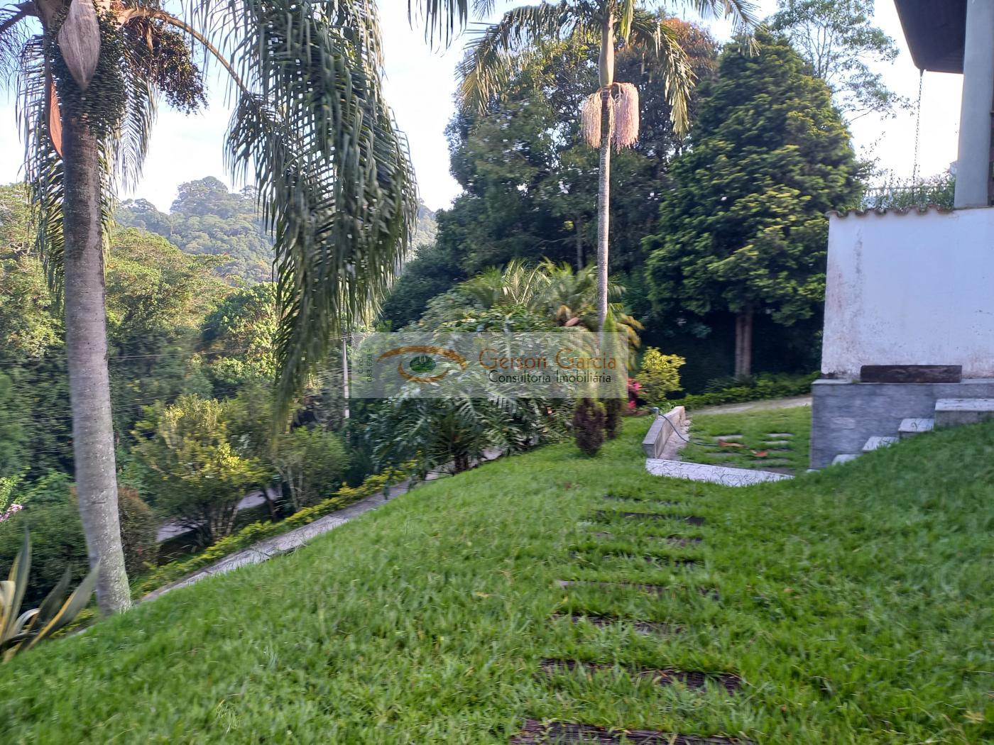 Casa de Condomínio para alugar com 3 quartos, 370m² - Foto 37