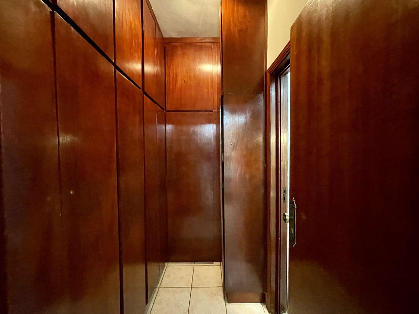 Casa de Condomínio à venda com 3 quartos, 1439m² - Foto 17