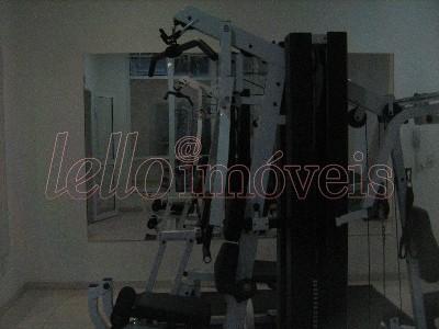 Apartamento para alugar com 4 quartos, 250m² - Foto 22