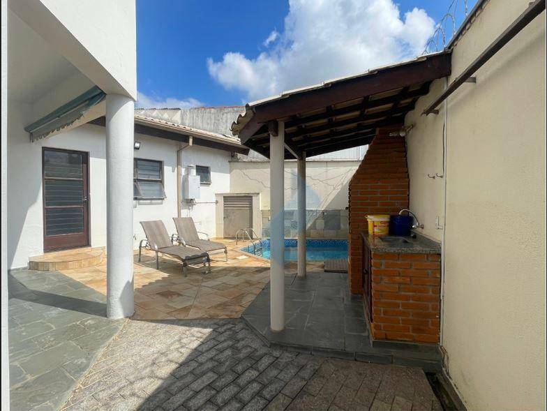 Casa à venda e aluguel com 3 quartos, 193m² - Foto 22
