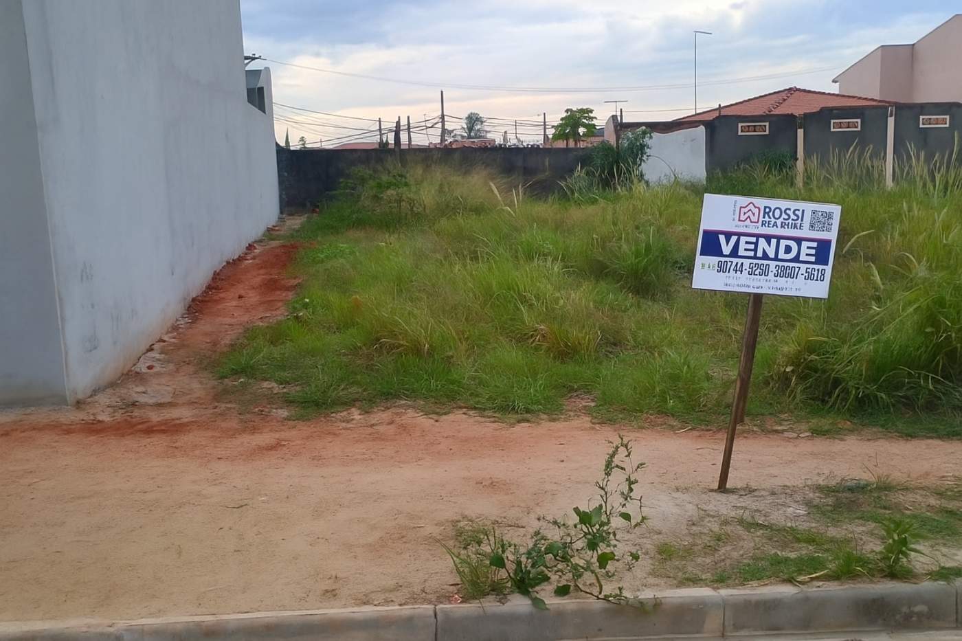 Terreno à venda, 166m² - Foto 1