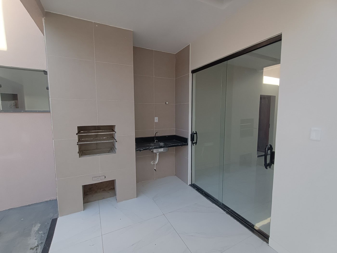 Casa de Condomínio à venda com 3 quartos, 250m² - Foto 28