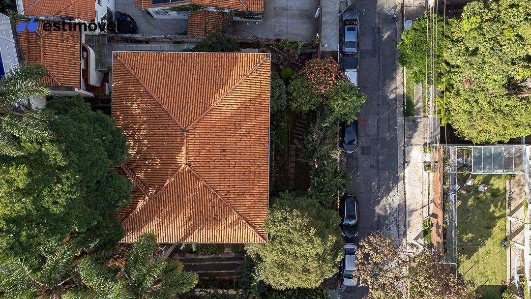 Casa à venda com 3 quartos, 320m² - Foto 29