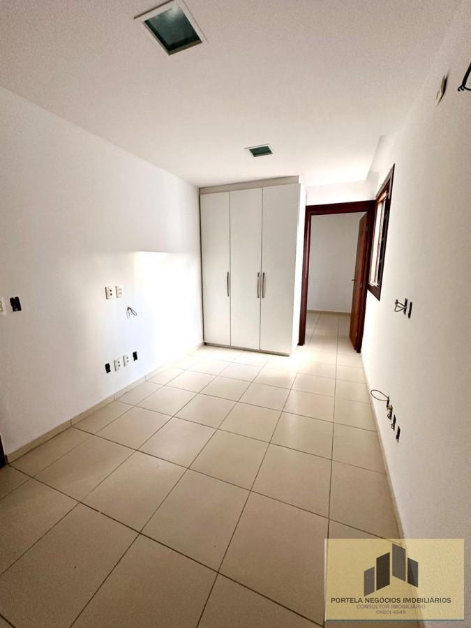 Casa de Condomínio à venda com 3 quartos, 250m² - Foto 9