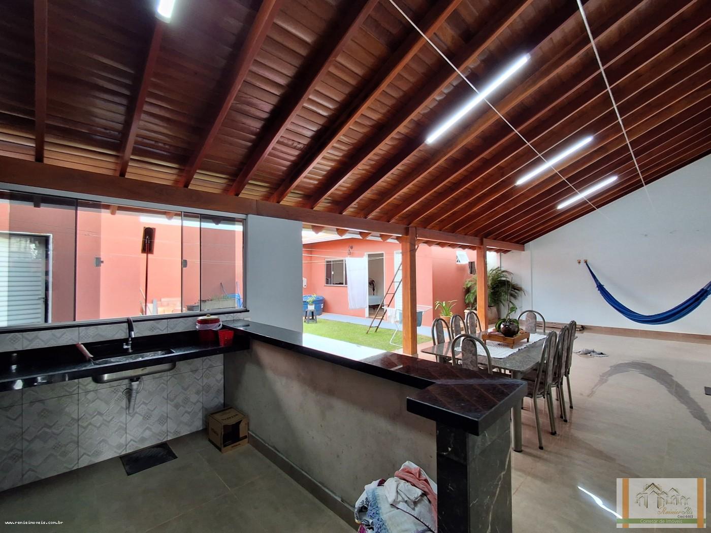 Casa para alugar com 3 quartos, 360m² - Foto 18