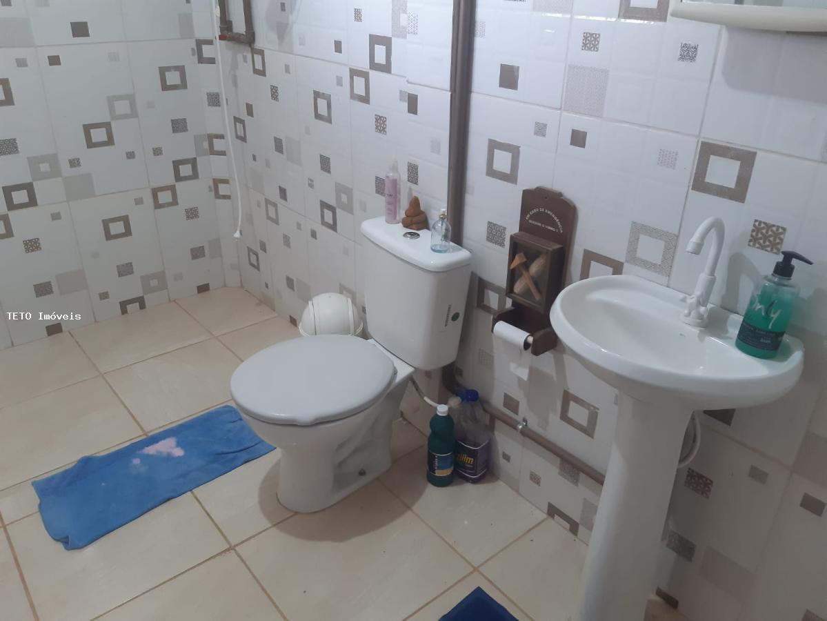 Sítio à venda com 2 quartos, 10000m² - Foto 15