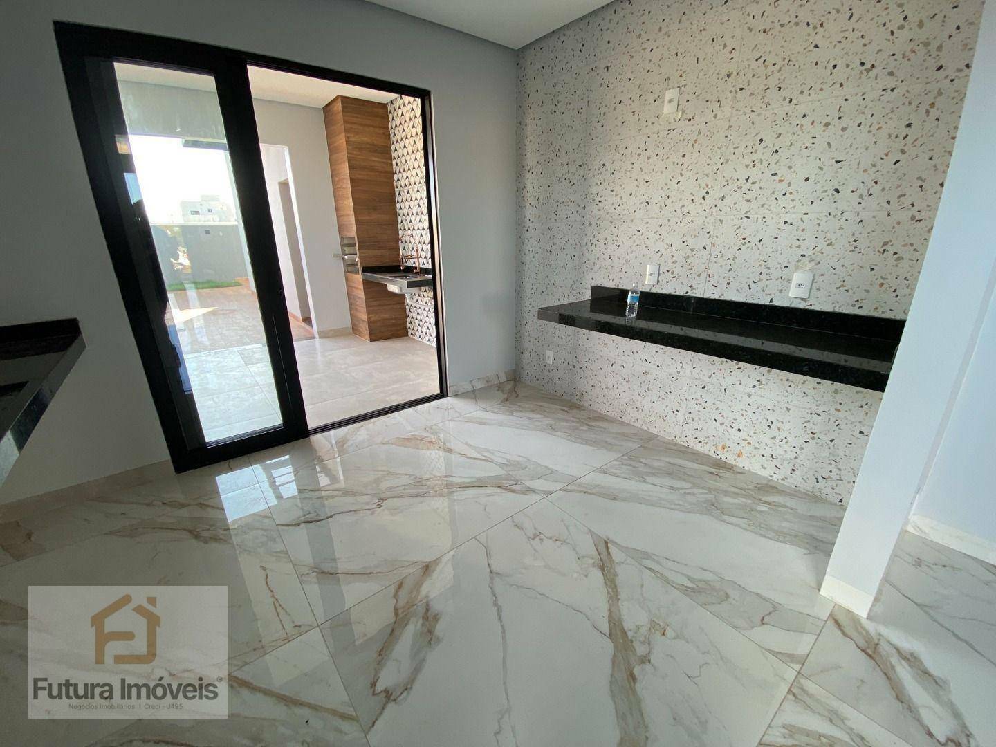 Casa à venda com 4 quartos, 209m² - Foto 6