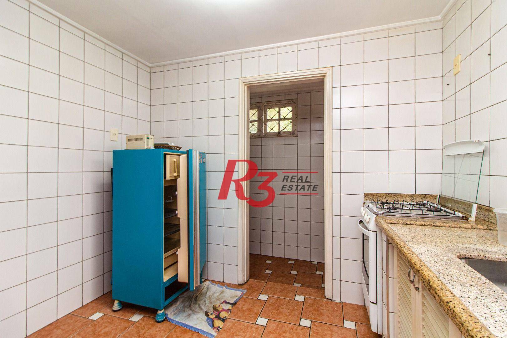 Casa à venda e aluguel com 3 quartos, 158m² - Foto 11