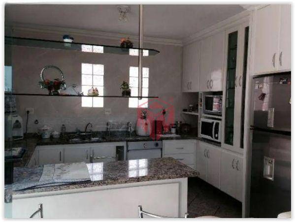 Sobrado à venda com 3 quartos, 446m² - Foto 20