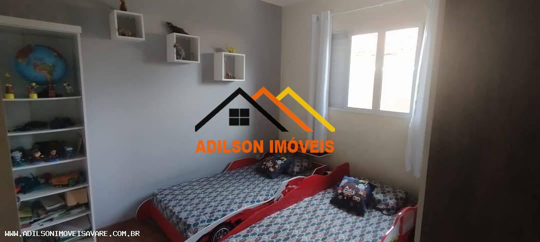 Casa à venda com 3 quartos, 250m² - Foto 7