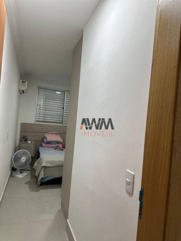 Apartamento à venda com 3 quartos, 74m² - Foto 9