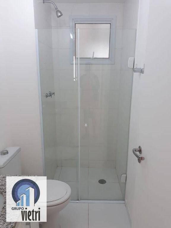 Apartamento para alugar com 3 quartos, 70m² - Foto 11