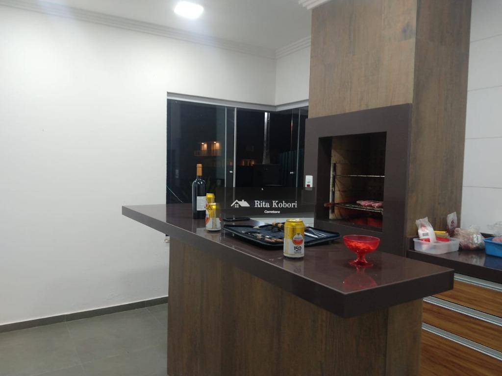 Casa de Condomínio à venda com 3 quartos, 178m² - Foto 14